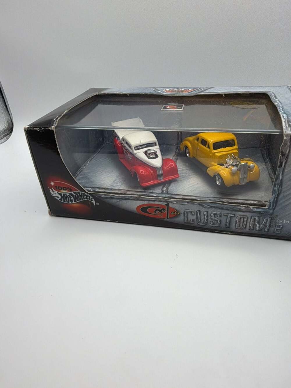100% Hot Wheels Cool Classics Series Cool 'n Custom 2 Car Set 1937 Chevy